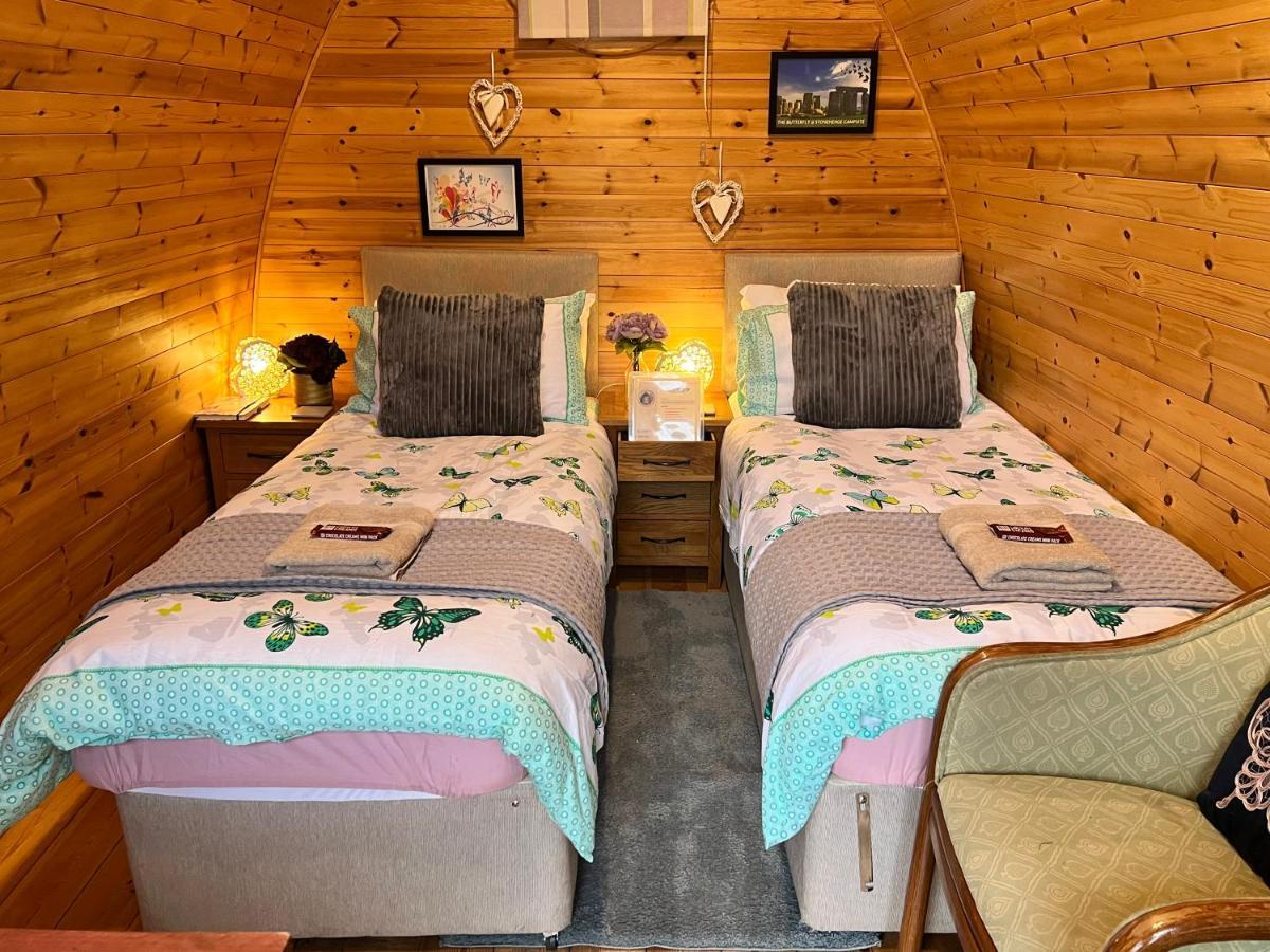 Hotel Stonehenge Campsite & Glamping à Berwick St James Extérieur photo