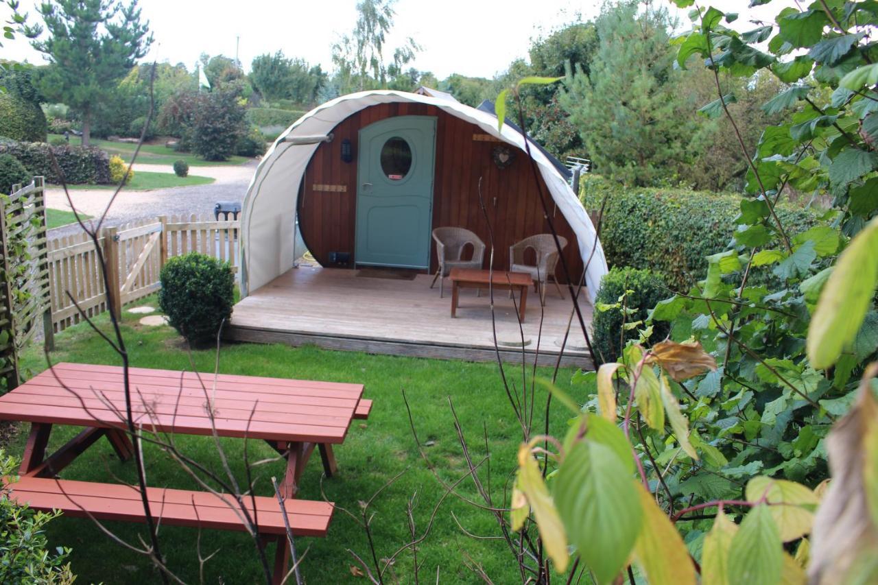 Hotel Stonehenge Campsite & Glamping à Berwick St James Extérieur photo