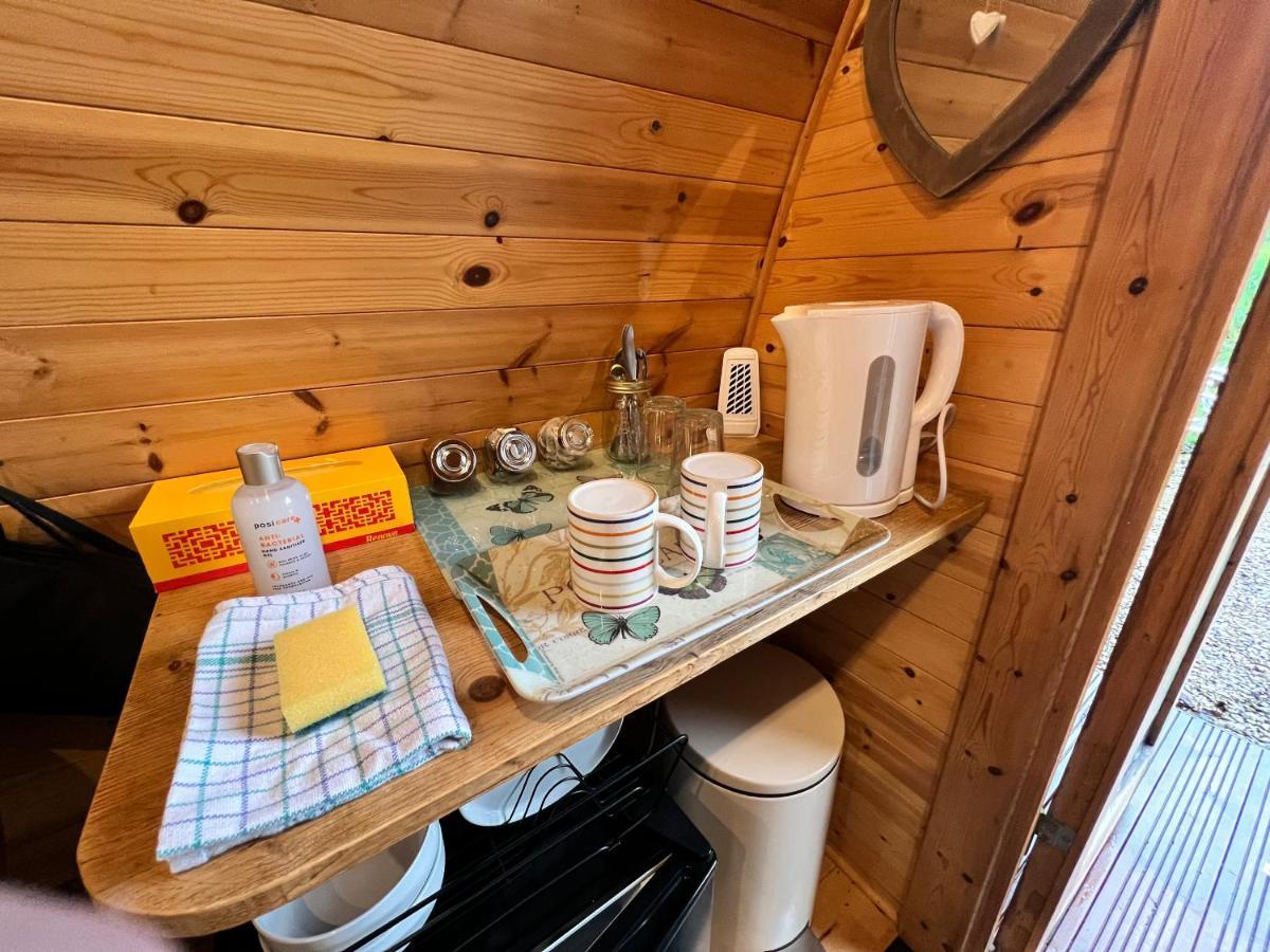 Hotel Stonehenge Campsite & Glamping à Berwick St James Extérieur photo