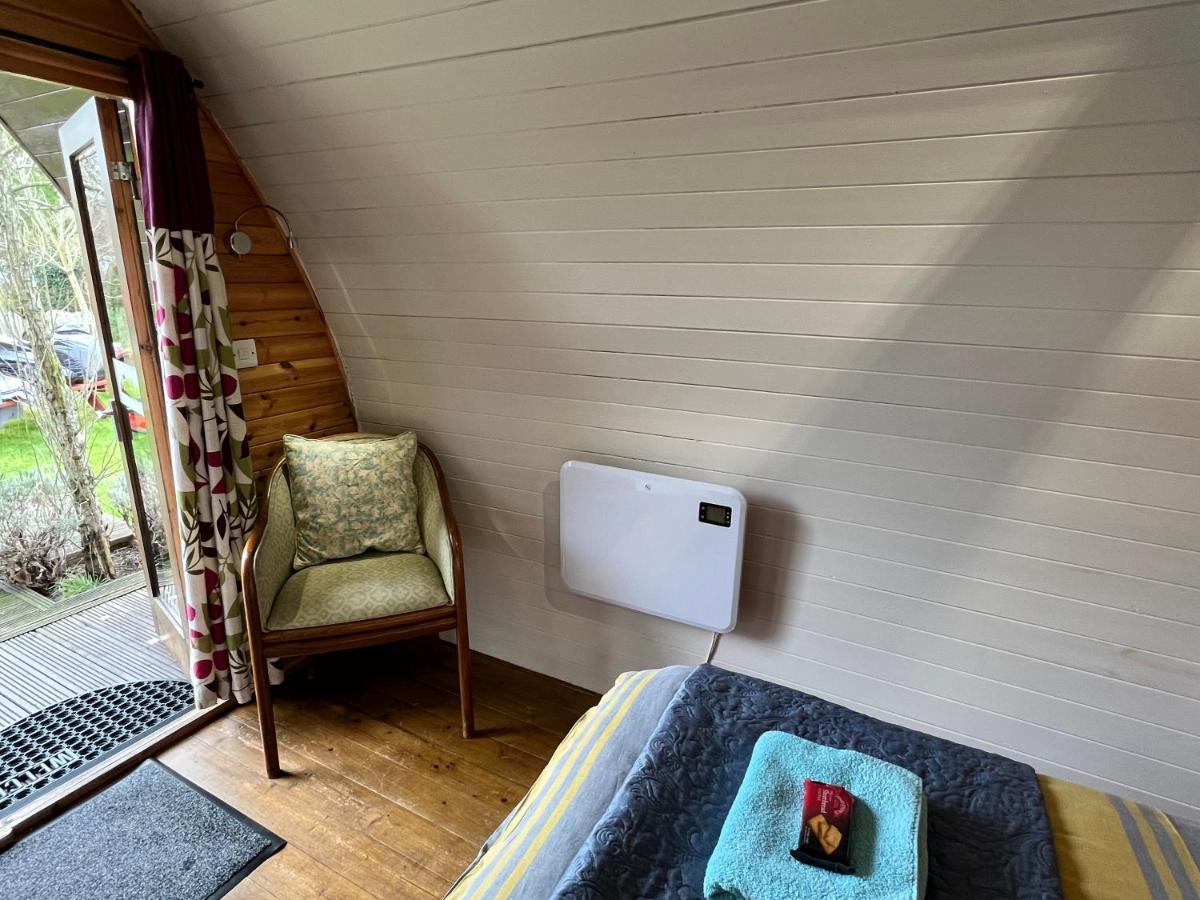 Hotel Stonehenge Campsite & Glamping à Berwick St James Extérieur photo