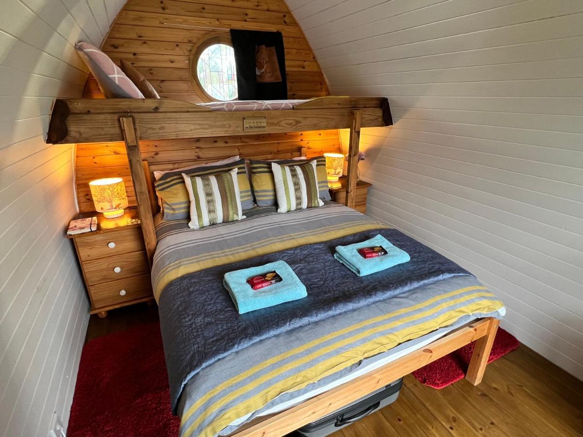 Hotel Stonehenge Campsite & Glamping à Berwick St James Extérieur photo