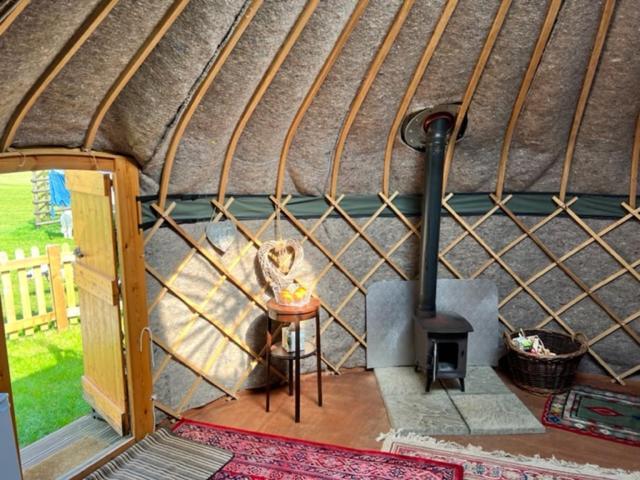 Hotel Stonehenge Campsite & Glamping à Berwick St James Extérieur photo