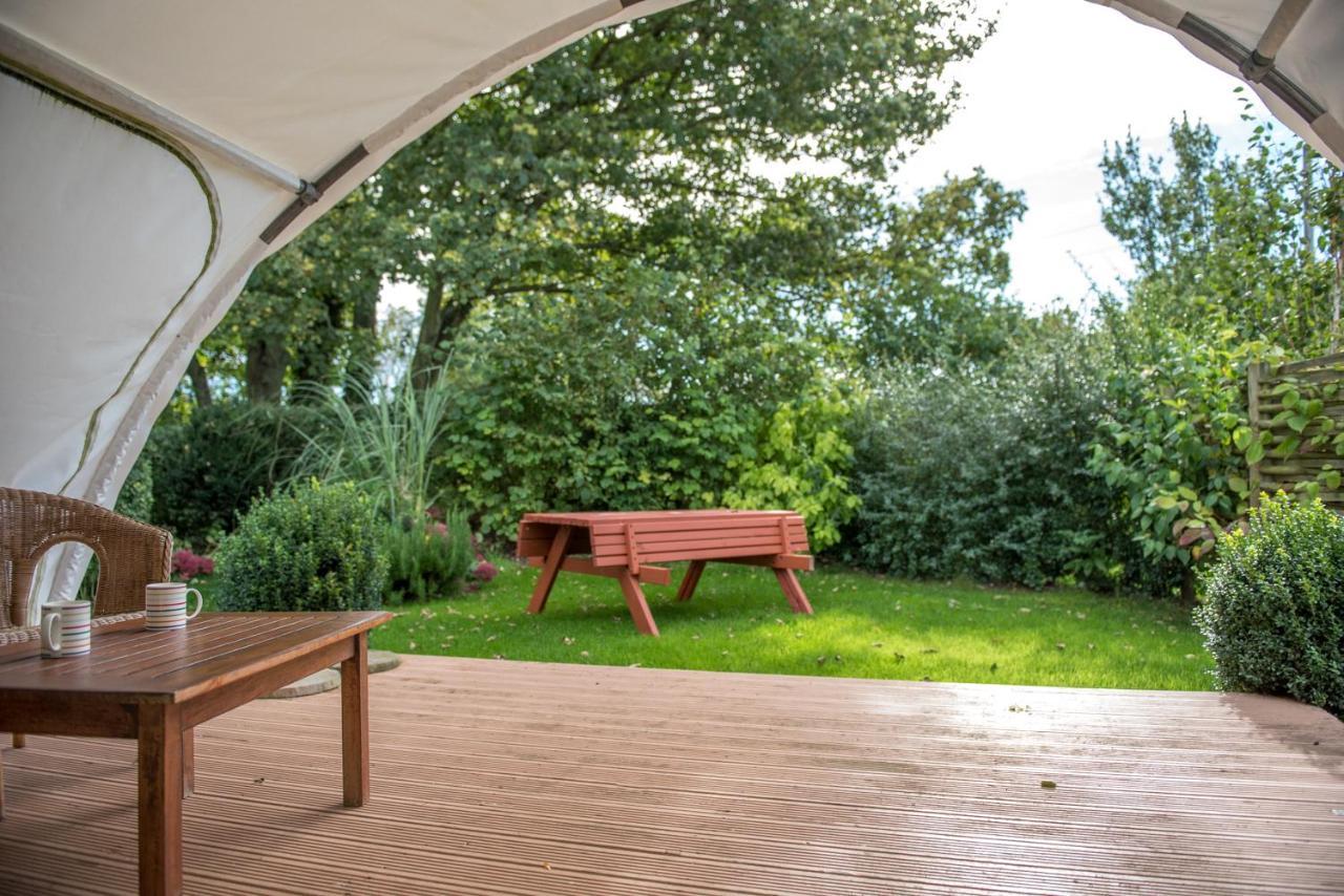 Hotel Stonehenge Campsite & Glamping à Berwick St James Extérieur photo